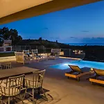 Echos Villa *