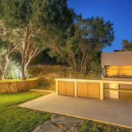 Echos Villa *