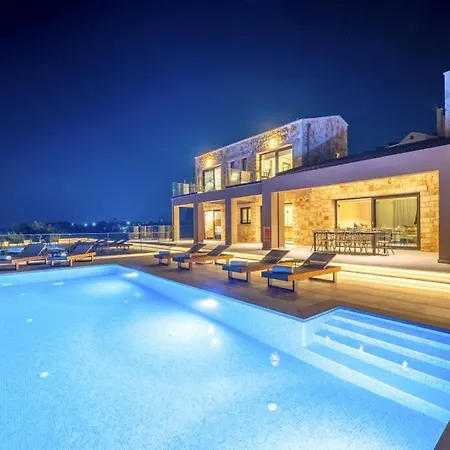 Echos * Argostoli (Kefalonia)